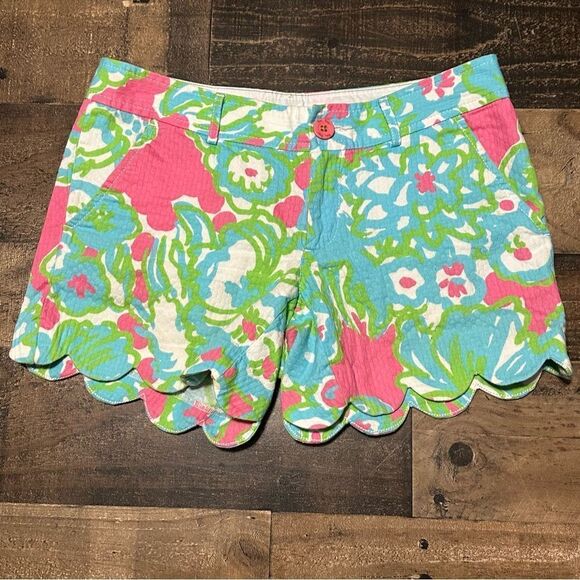 Lilly Pulitzer Buttercup Shorts in Pink A Delicacy - Picture 2 of 5